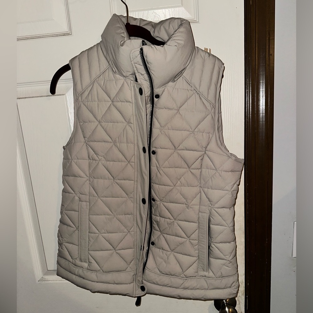 Marc New York Women's Quilted Vest - Light Gray
